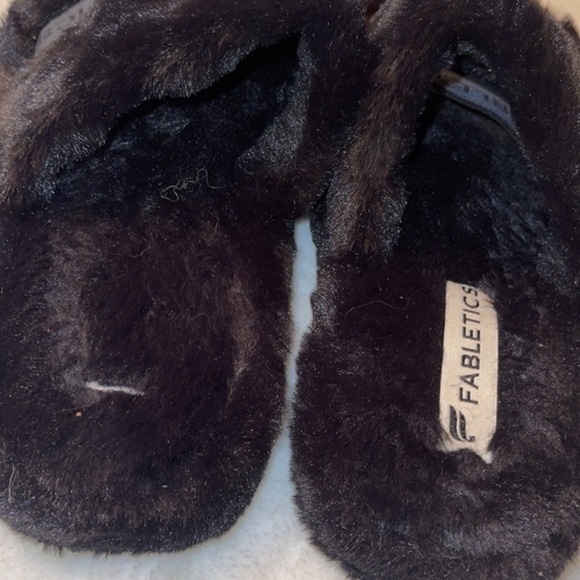 FABLETICS  "Snug Strap Slipper"‎ black size 9 - Picture 6 of 7